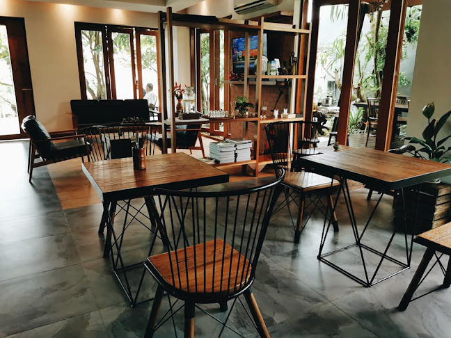 Comentarii opinii despre Cafe Restique