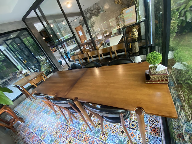 Comentarii opinii despre บ้านคุณตาลอฟท์คาเฟ่ @แหลมฉบัง