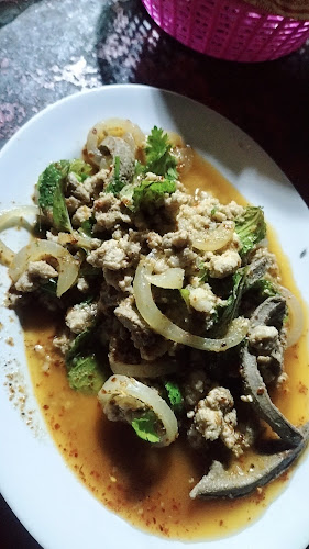 ร้าน ลาบส้มตำชัยภูมิ เจ้าเก่า (สามแยกหัวทะเลโคราช)