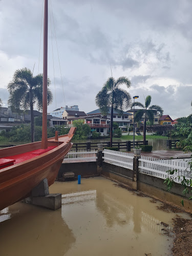 Comentarii opinii despre ชลาสินธุ์ชิปยาร์ด (Shalasindhu Shipyard) / อู่ต่อเรือเถ้าแก่เทียน