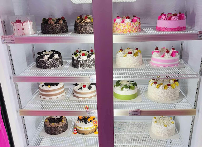 Pawee Cakes Patong - พาวี่เค้กป่าตอง - อำเภอกะทู้
