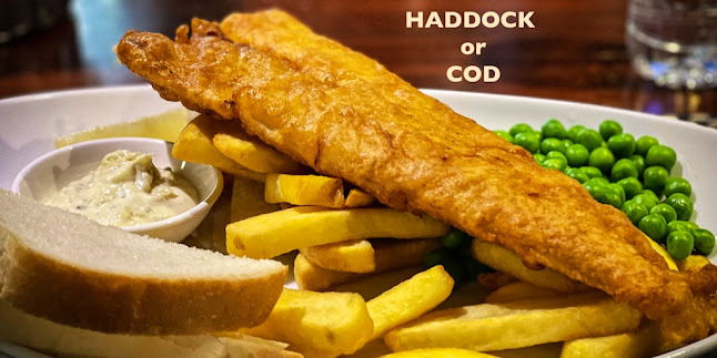 Opinii despre Hemingways (Jomtien) Restaurant & Bar în อำเภอบางละมุง - การบริการอาหารและที่พัก