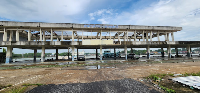 ถนน ตลาดใหม่ - ซอย ออมสิน 3/1 ตลาด อำเภอเมืองสุราษฎร์ธานี สุราษฎร์ธานี 84000