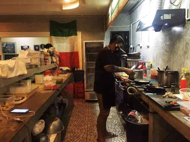 75 ซอยโคกมะขาม ตำบล ราไวย์ อำเภอเมืองภูเก็ต ภูเก็ต 83130