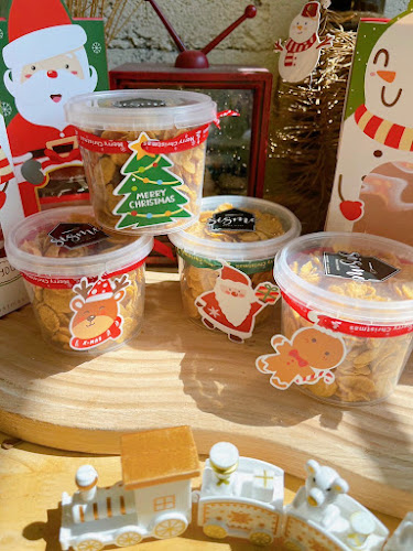 Sisme•Homemade • เบเกอรี่ เค้ก ชา กาแฟ