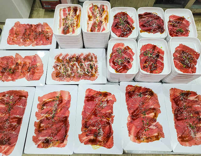 มิยูกิชาบู อำเภอเมืองนครสวรรค์ - การบริการอาหารและที่พัก