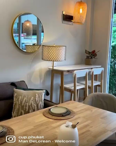 Opinii despre CUP Cafe Rawai în อำเภอเมืองภูเก็ต - การบริการอาหารและที่พัก