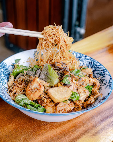 แม่กินรีเกี้ยนทอดภูเก็ต - อำเภอเมืองภูเก็ต