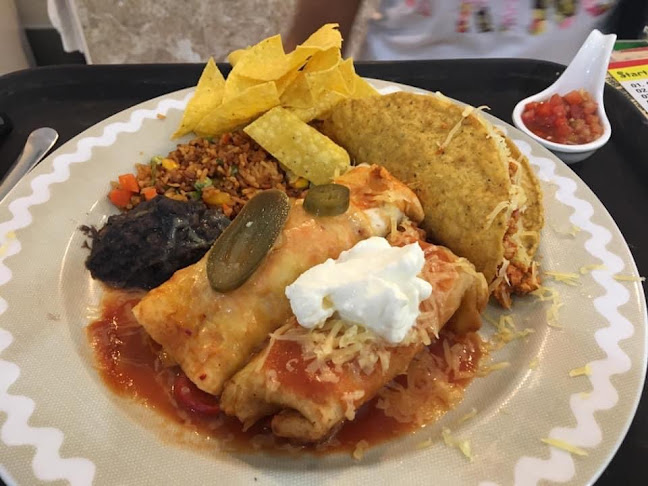 Lynn’s Mexican Plus - อำเภอเมืองภูเก็ต
