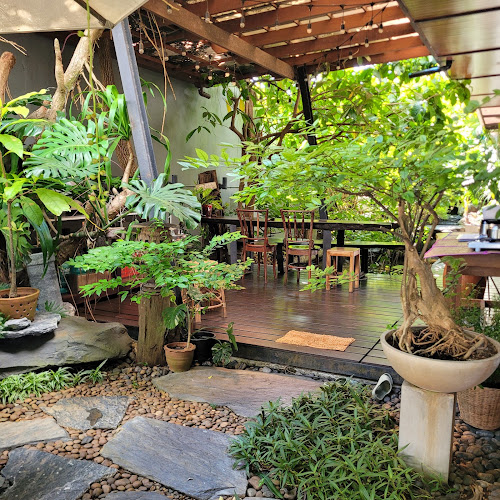 Cafe Restique - การบริการอาหารและที่พัก