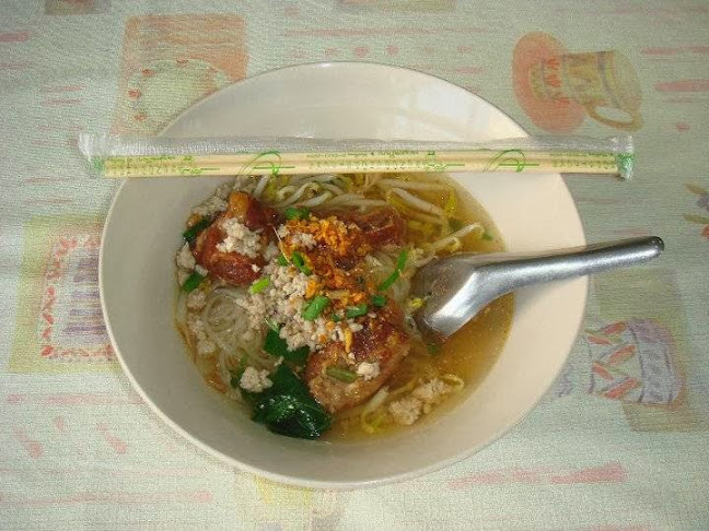 ก๋วยเตี๋ยวหมูตุ๋น อู๋จี๊ โคราช