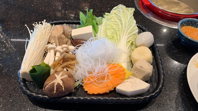 บู๊ลิ้มหม้อไฟ wu lin hot pot 武林火锅 - การบริการอาหารและที่พัก