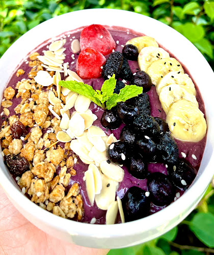 Maybelle's Coffee Garden - Restaurant & Cafe - อำเภอเมืองภูเก็ต