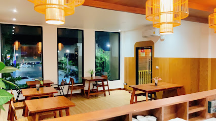 ร้านอาหาร ข้าวซอย รุ่งเรือง