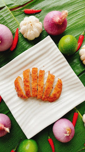 ร้านอาหาร ข้าวซอย รุ่งเรือง - การบริการอาหารและที่พัก