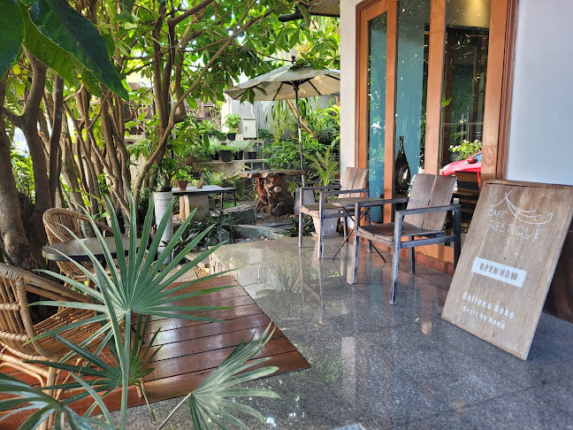 Cafe Restique