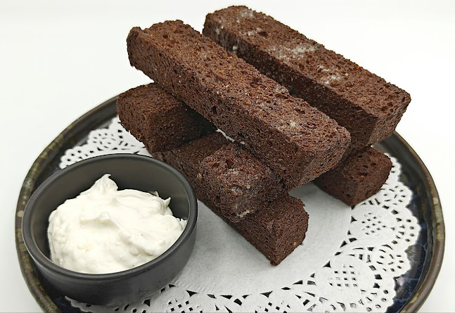 HOTTABYCH CHAIHANA, Чайхана ХОТТАБЫЧ - การบริการอาหารและที่พัก