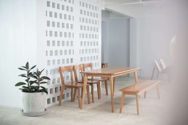 104/8 ซอย ริมหาด กมลา อำเภอกะทู้ ภูเก็ต 83150