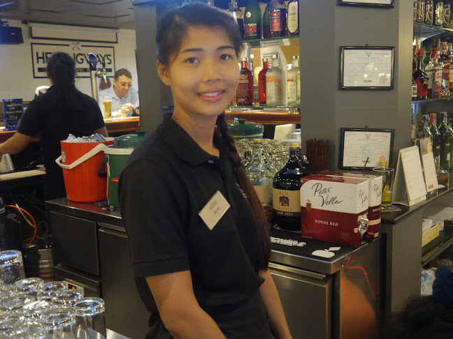 Comentarii opinii despre Hemingways (Jomtien) Restaurant & Bar