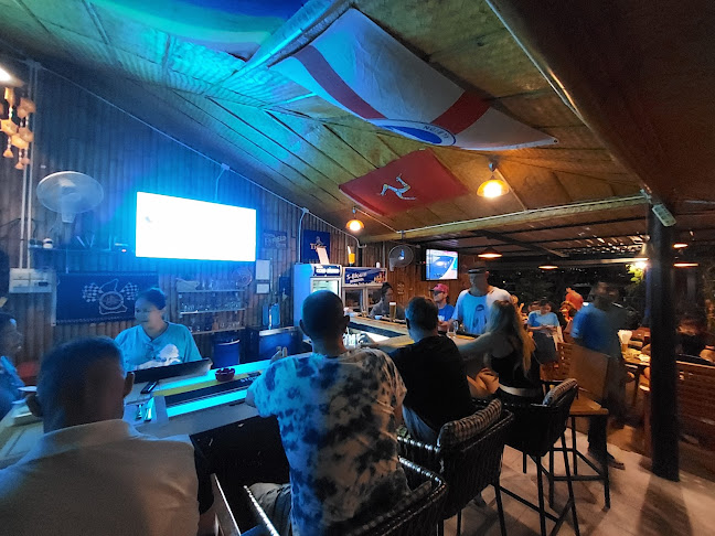 Comentarii opinii despre Chalong Pier Restaurant & Sports Bar