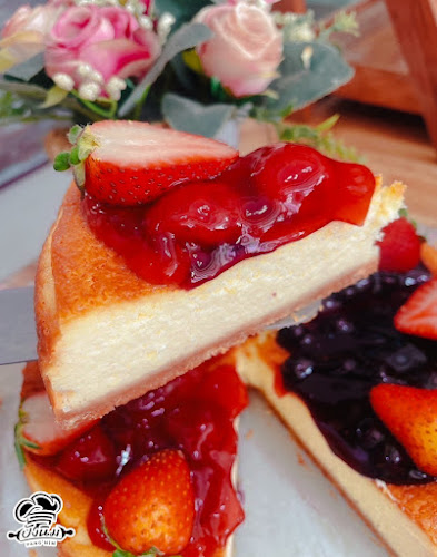 ปังนิ่มเบเกอรี่ สาขาตลาดศรีนคร - การบริการอาหารและที่พัก