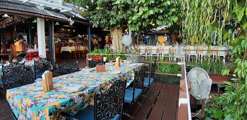 Tunk-ka Cafe local cuisine restaurant / ทุ่งคา-กาแฟ ร้านอาหารพื้นเมือง