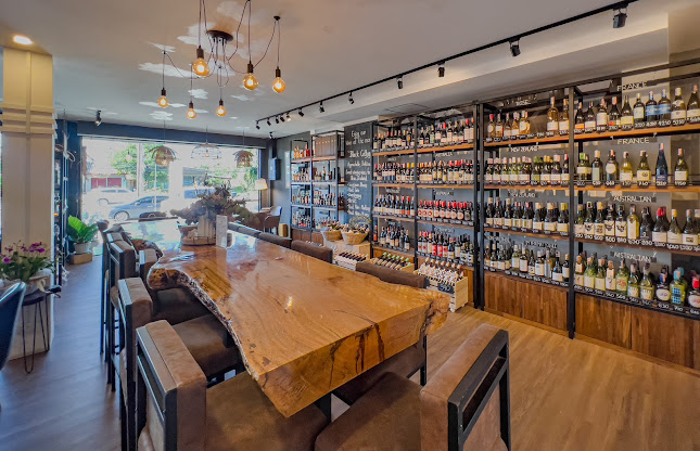 Drinks & Co. Depot - Phuket - อำเภอถลาง