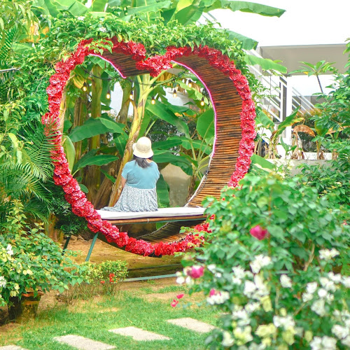 Maybelle’s Coffee Garden ซอย ปลักเจ ตำบล กะรน อำเภอเมืองภูเก็ต ภูเก็ต 83100