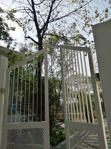 35 ถ. ไผ่เตยใต้ ตำบลห้วยจรเข้ อำเภอเมืองนครปฐม นครปฐม 73000