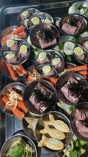 ขนอมติ่มซำ สาขาเกาะสมุย Khanom Dimsum - การบริการอาหารและที่พัก