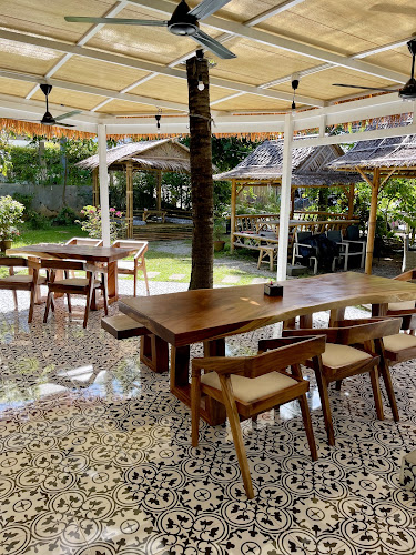 Comentarii opinii despre Maybelle's Coffee Garden - Restaurant & Cafe