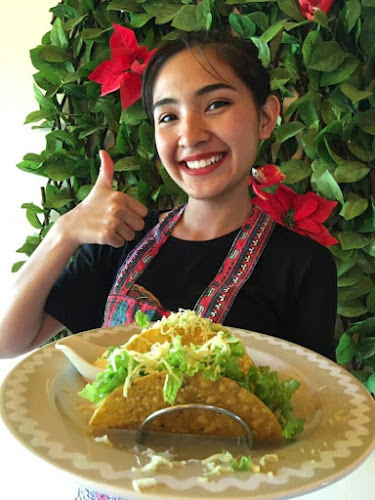 Lynn’s Mexican Plus - การบริการอาหารและที่พัก