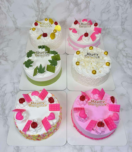 Pawee Cakes Patong - พาวี่เค้กป่าตอง - อำเภอกะทู้