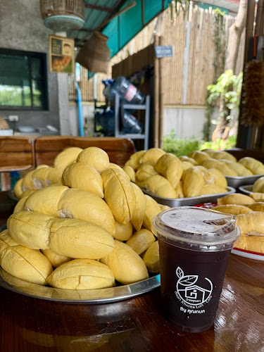 Opinii despre บ้านคุณตาลอฟท์คาเฟ่ @แหลมฉบัง în อำเภอศรีราชา - การบริการอาหารและที่พัก