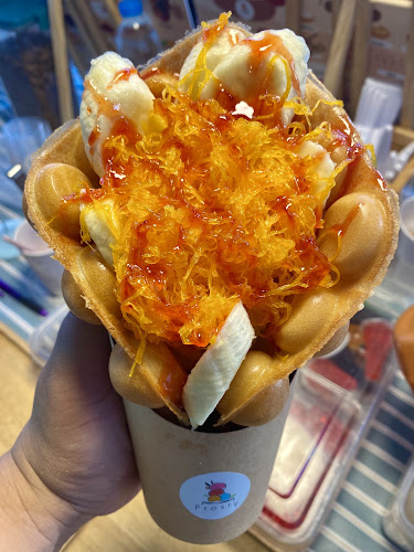 Frosty by Kb - การบริการอาหารและที่พัก