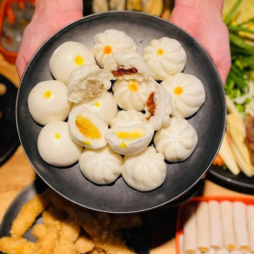 เฟรนด์ชาบู & บีบีคิว - การบริการอาหารและที่พัก