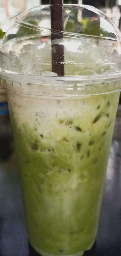 ต้นไม้กับกาแฟโบราณ