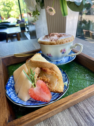 บ้านคุณตาลอฟท์คาเฟ่ @แหลมฉบัง