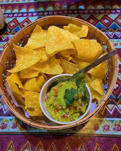 Opinii despre Lynn’s Mexican Plus în อำเภอเมืองภูเก็ต - การบริการอาหารและที่พัก