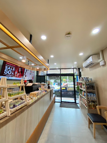 กาแฟพันธุ์ไทย ตลาดลานโพธิ์นาเกลือ - การบริการอาหารและที่พัก