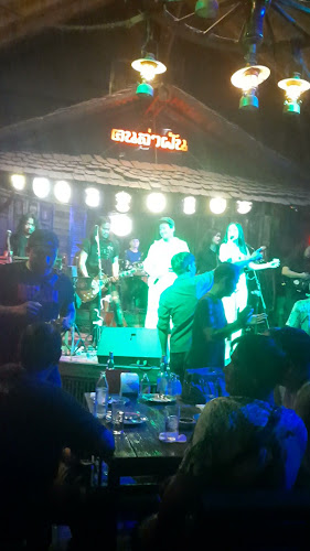 Opinii despre ร้านคนล่าฝันพัทยา în อำเภอบางละมุง - การบริการอาหารและที่พัก