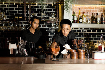 Vibes 360 Bar & Restaurant