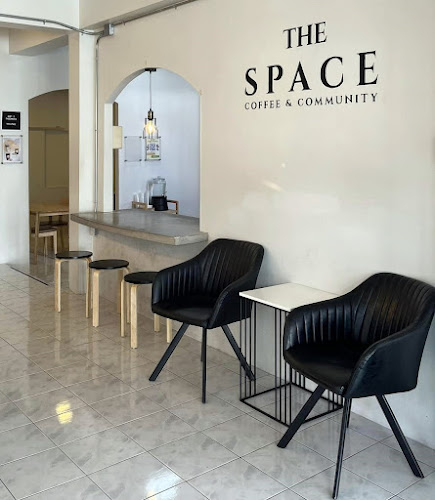 THE SPACE COFFEE & COMMUNITY