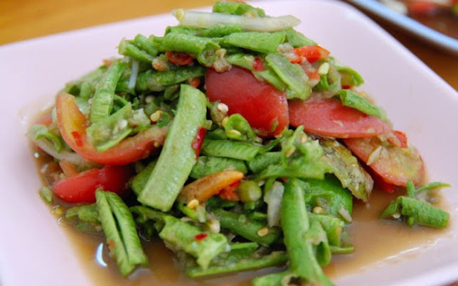 ร้าน กินป่ะล่ะ - การบริการอาหารและที่พัก