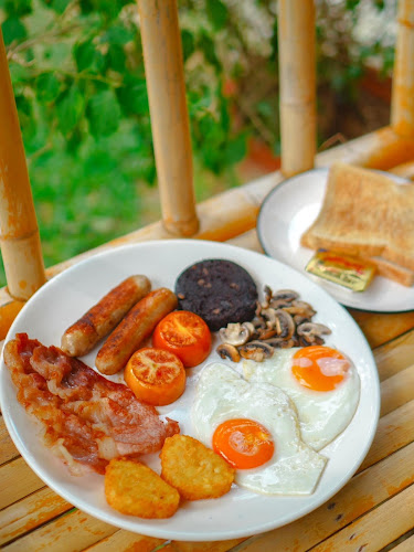 Maybelle's Coffee Garden - Restaurant & Cafe - การบริการอาหารและที่พัก