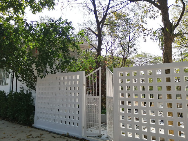 Le Petit Jardin - อำเภอเมืองนครปฐม