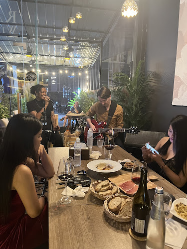 Pratumnak, 338/346 Nongprue, อำเภอบางละมุง ชลบุรี 20150