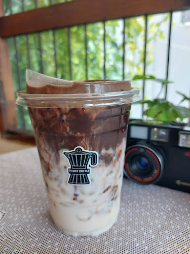 Opinii despre 11 Oct Coffee สาขาสับไฟ în อำเภอเมืองนครสวรรค์ - การบริการอาหารและที่พัก