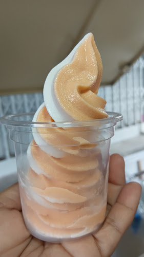 Comentarii opinii despre ร้านไอศครีมพายเรือ