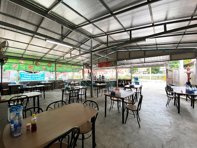 เจ้เตียงอาหารปักษ์ใต้ - การบริการอาหารและที่พัก